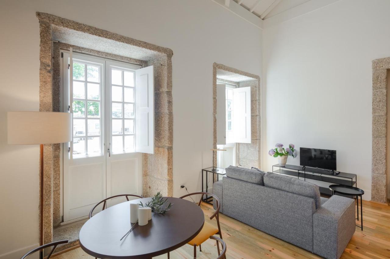 Gateway House Apartment *