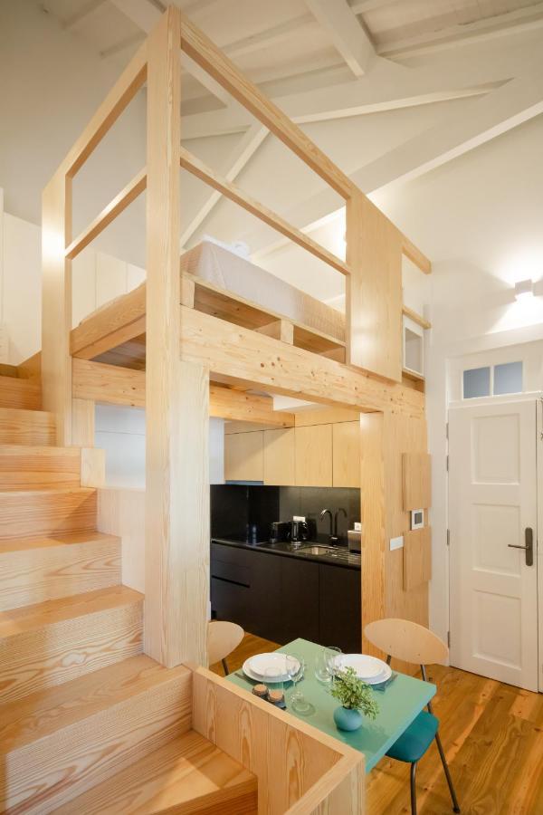 Apartment Gateway House